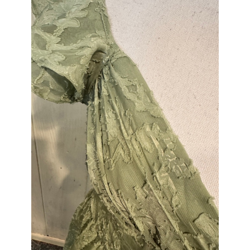 Selfie Leslie Dress Size M Green - Picture 4 of 14